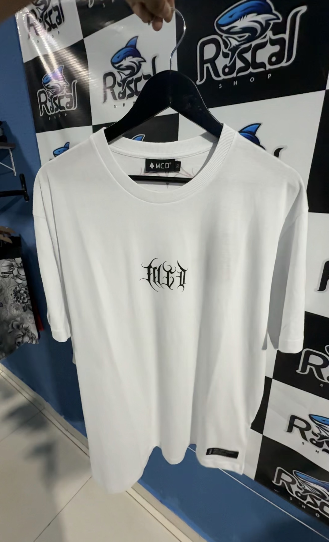 Camisa caligrafiti