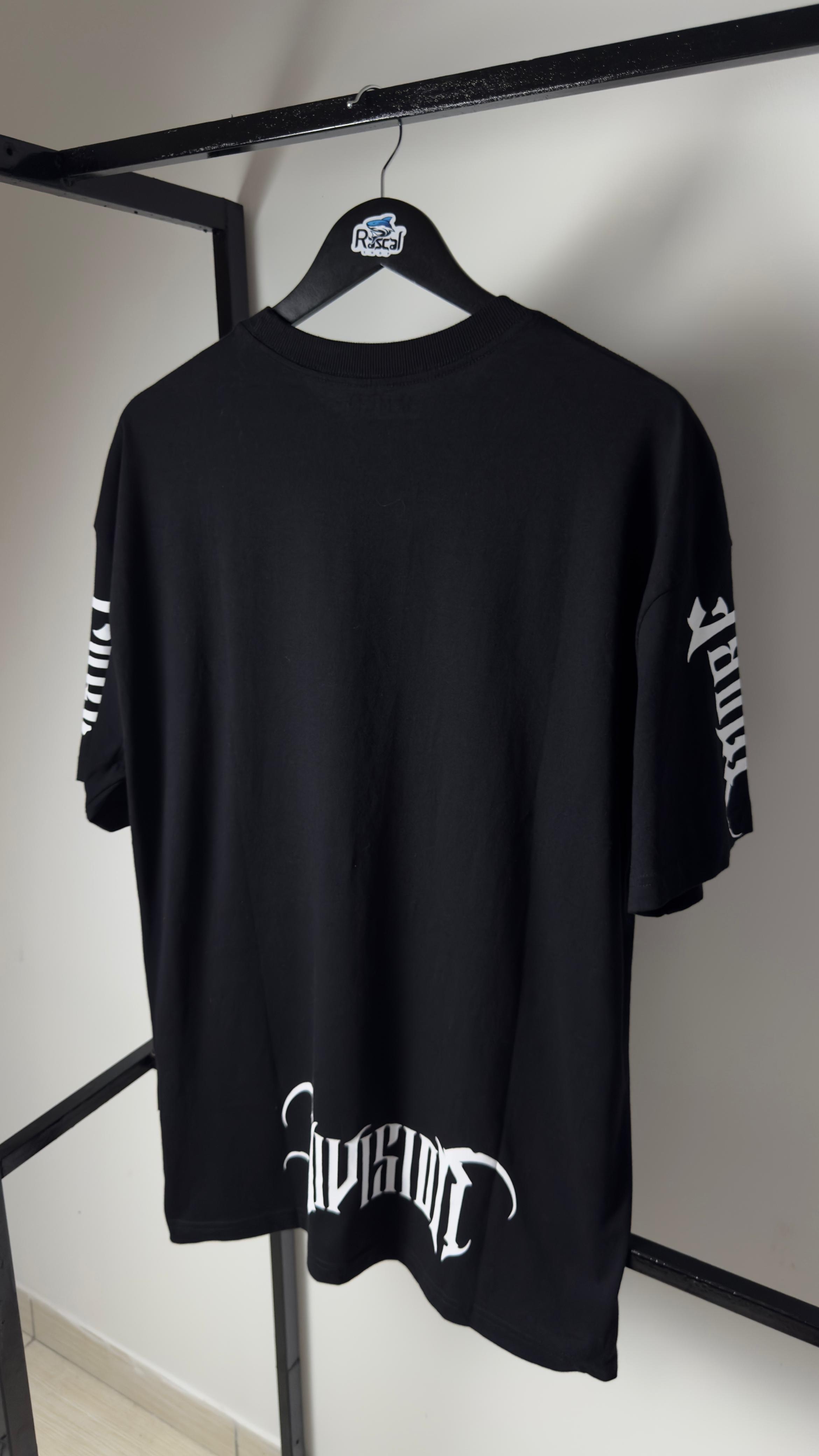Camisa box fit especial caligrafitti